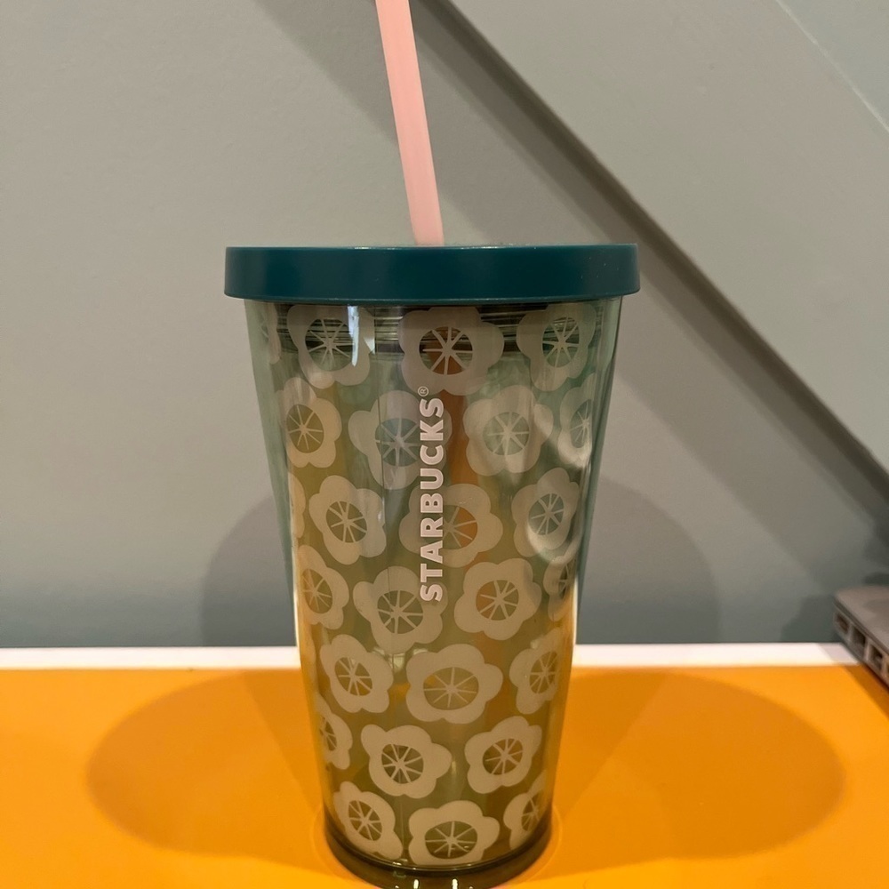Starbucks New Grande Green Floral Cold Tumbler Cup 16oz Spring 2018 Pink Straw